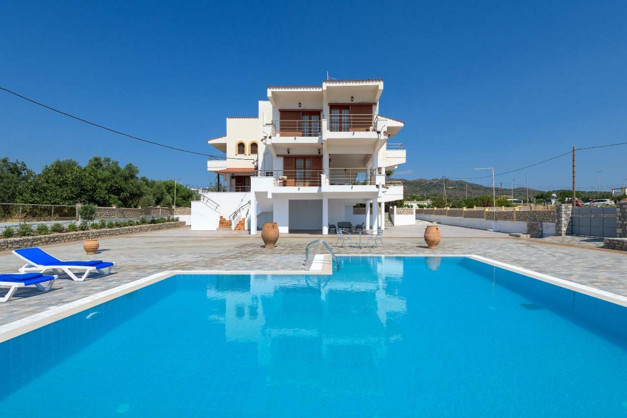 גנאדי Villa Valasia מראה חיצוני תמונה